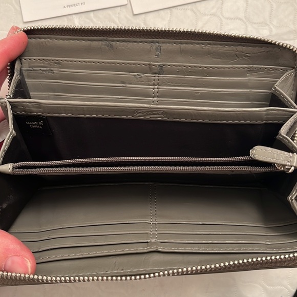 Coach leather and python snake nickel buckle gray-taupe zip around wallet - Picture 4 of 10